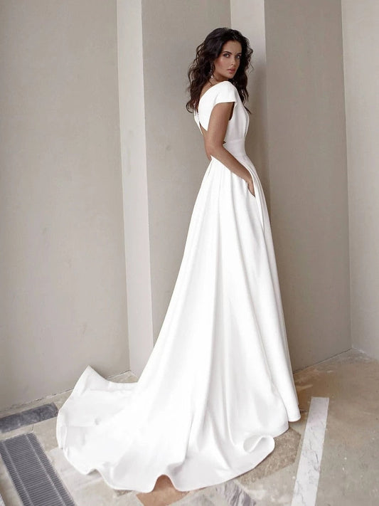 Charlotte | Women's Elegant Evening Maxi Dress with V-neck