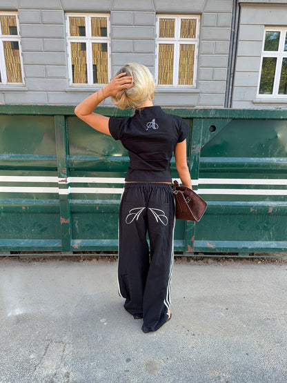 Bella | Women's Relaxed Fit Wide-Leg Trousers