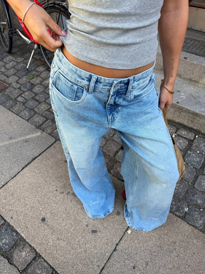 Emily | Women's Light Wash Wide Leg Jeans