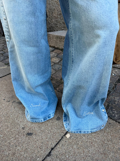 Emily | Women's Light Wash Wide Leg Jeans