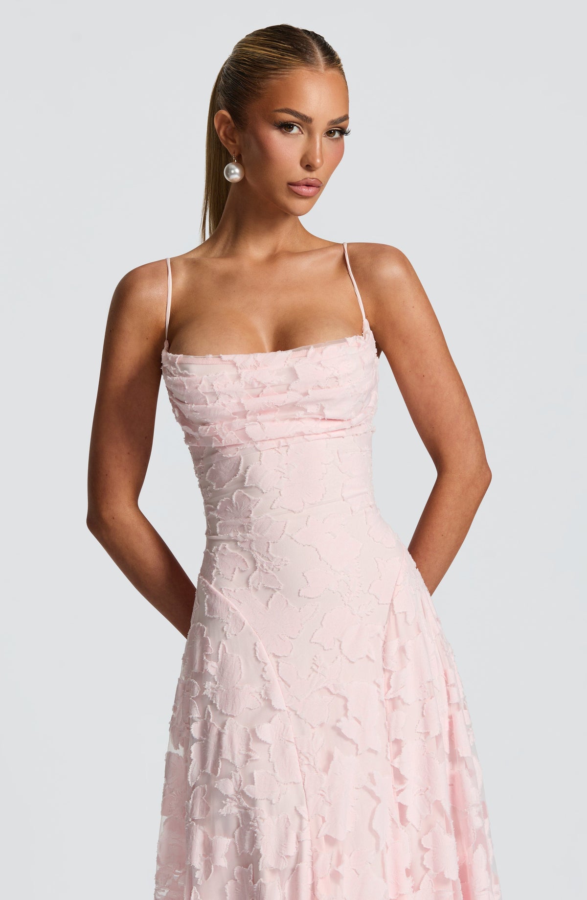 Lisa | Women's Floral Embroidered Lace Maxi Dress