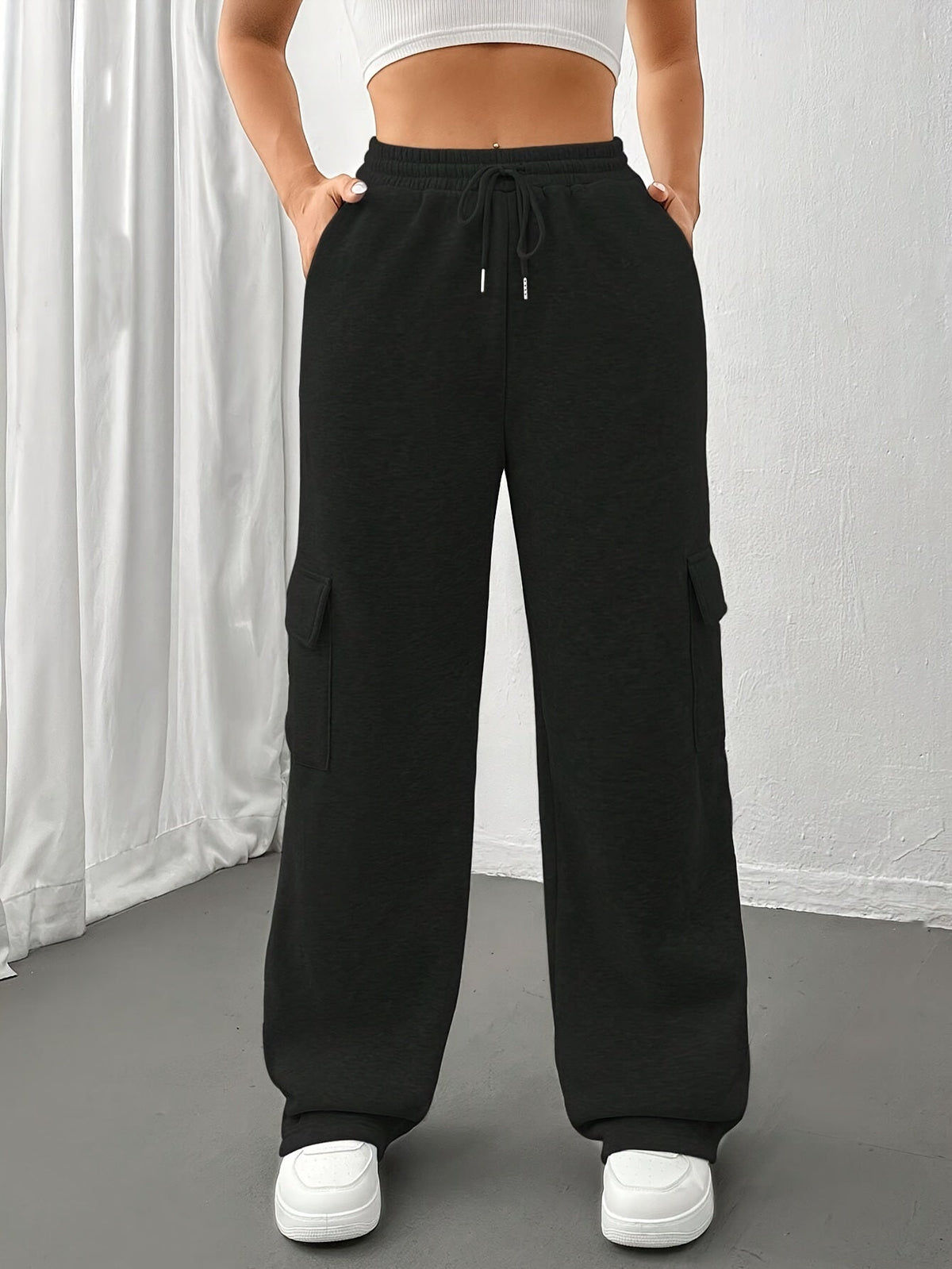 Sienna | Women's Relaxed Wide Leg Cargo Sweatpants