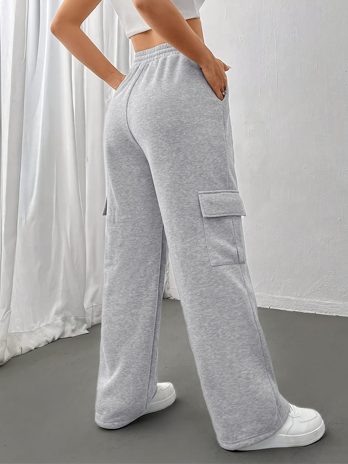 Sienna | Women's Relaxed Wide Leg Cargo Sweatpants